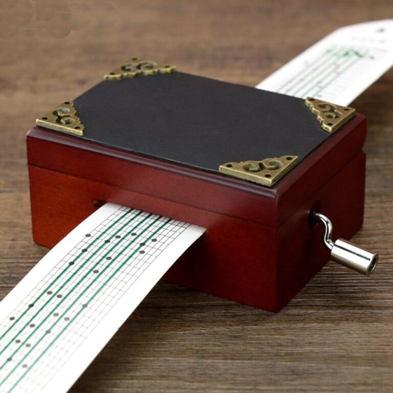 Gepersonaliseerd Houten Muziekdoosje 15 Noten